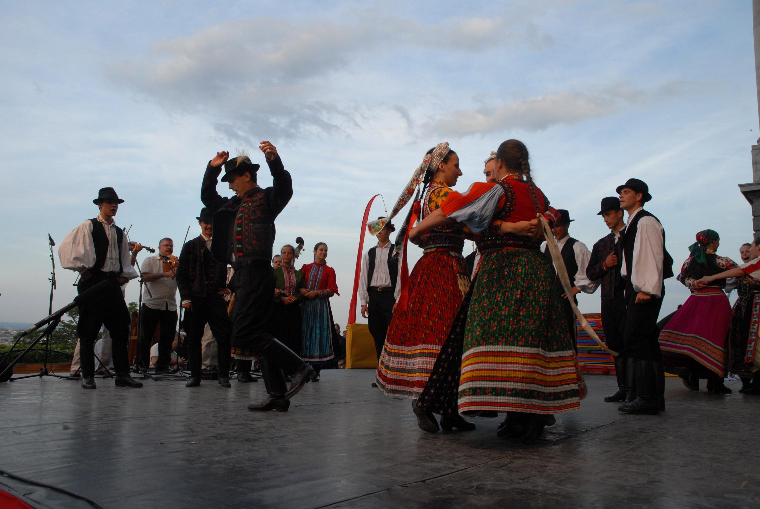 Invitation: Festival Of Folk Arts, Castle District, Budapest, 17 - 20 August