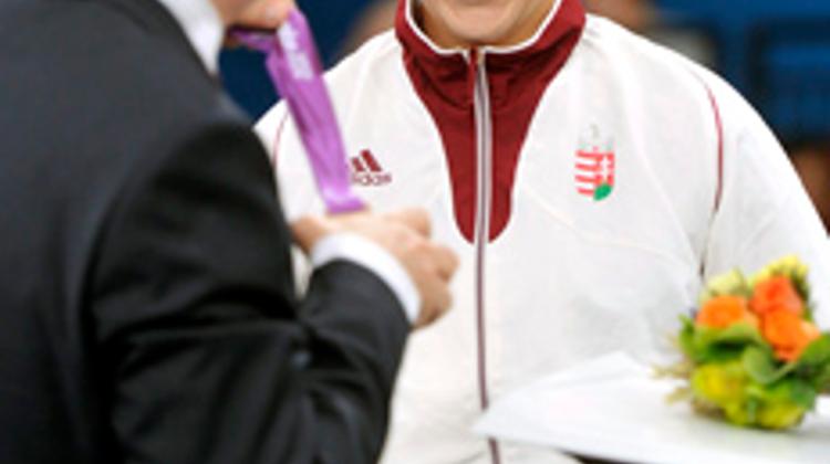 Zoltán Balog Presents Medals To Hungarian Paralympic Team – 10 Medals So Far
