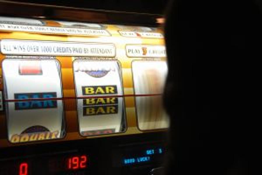 Parliament Bans Slot Machines In Hungary