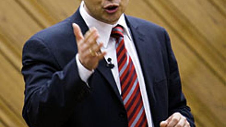 Hungarian Socialists Open To Co-operation