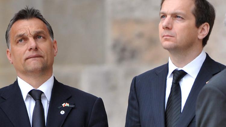 Hungary's PM Orban & Former PM Bajnai Ignore One Another