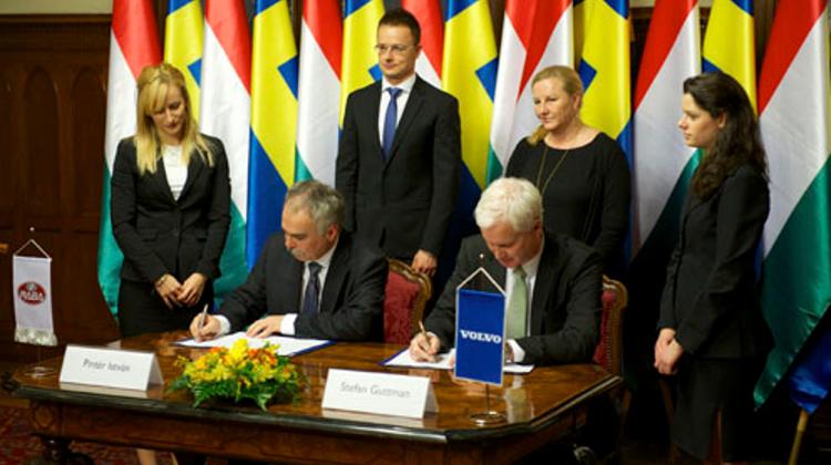 Volvo & Rába Bus Companies Sign Cooperation Agreement In Hungary
