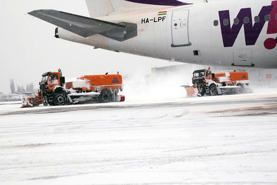 Normal Operations At Budapest Airport During Snow