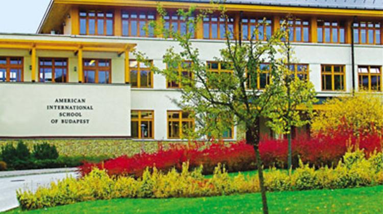 'Yard Sale', American School Of Budapest, 25 May