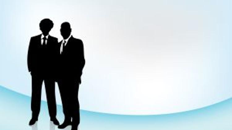 Hungarian Executives Prefer London, Frankfurt