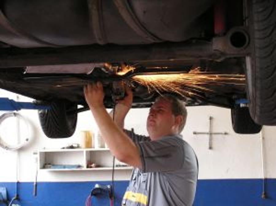 Cooperation Agreement Against Illegal Car Repair Workshops In Hungary