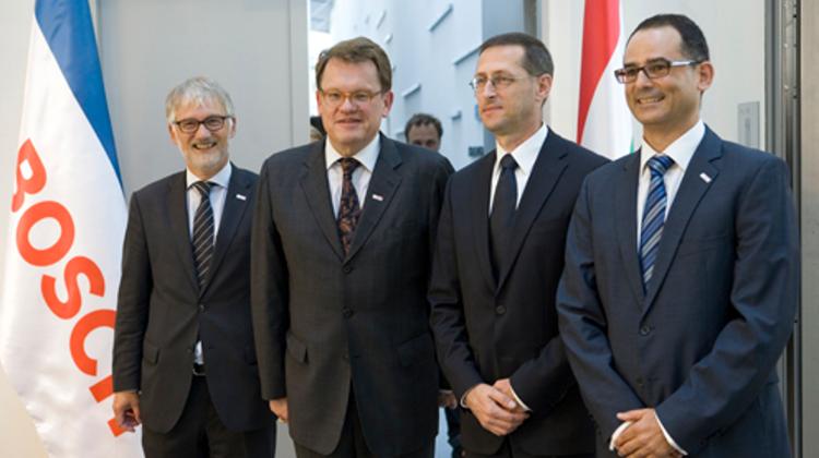 Strategic Partnership Agreement Between Govt & Bosch Hungary