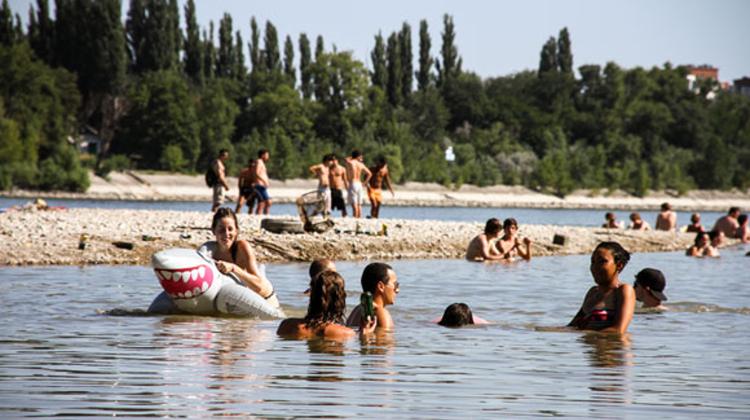Summer Heat Alert At Sziget Festival In Budapest? No Problem