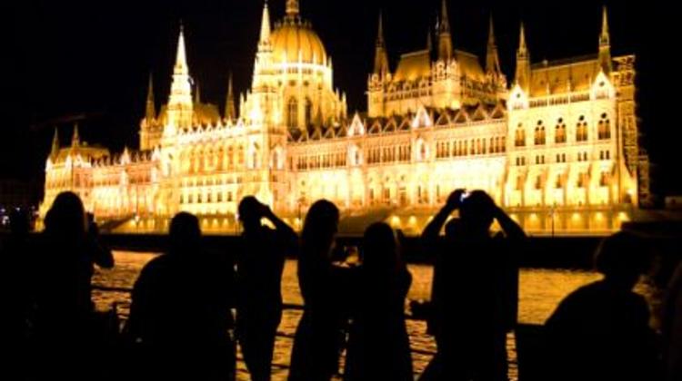 Invitation: Wine Tasting, Zsófia Cruise Ship Budapest, 28 September