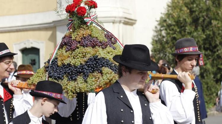 Invitation: Vintage Festival In Gyöngyös, Hungary, 27 - 29 September