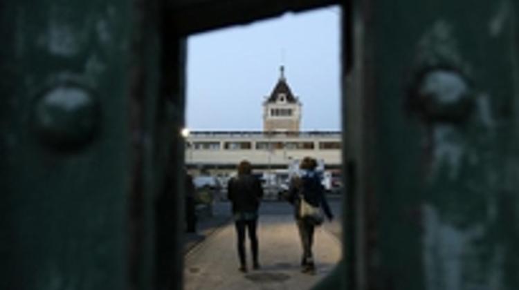 Budapest Ruinpub Review: R33