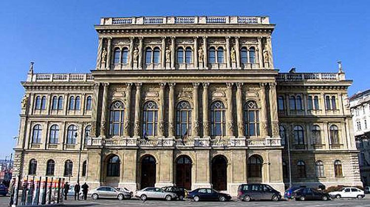 Noted Foreign Scientists Do Research Stints In Hungary