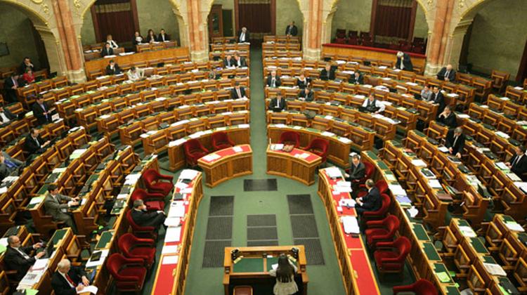 Hungarian Parliament Abolishes Limits On Custody