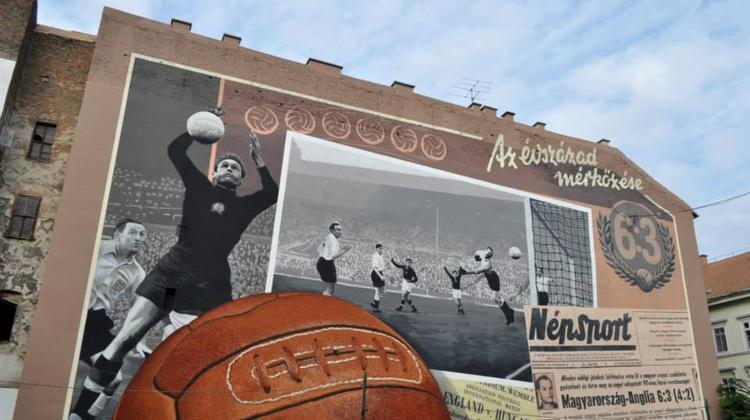 Video: Street Painting Of 'Hungary's Football Match Of The Century' In Budapest