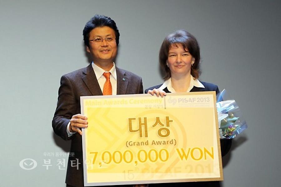 Hungarian Director Wins At Korean Filmfestival PISAF 2013