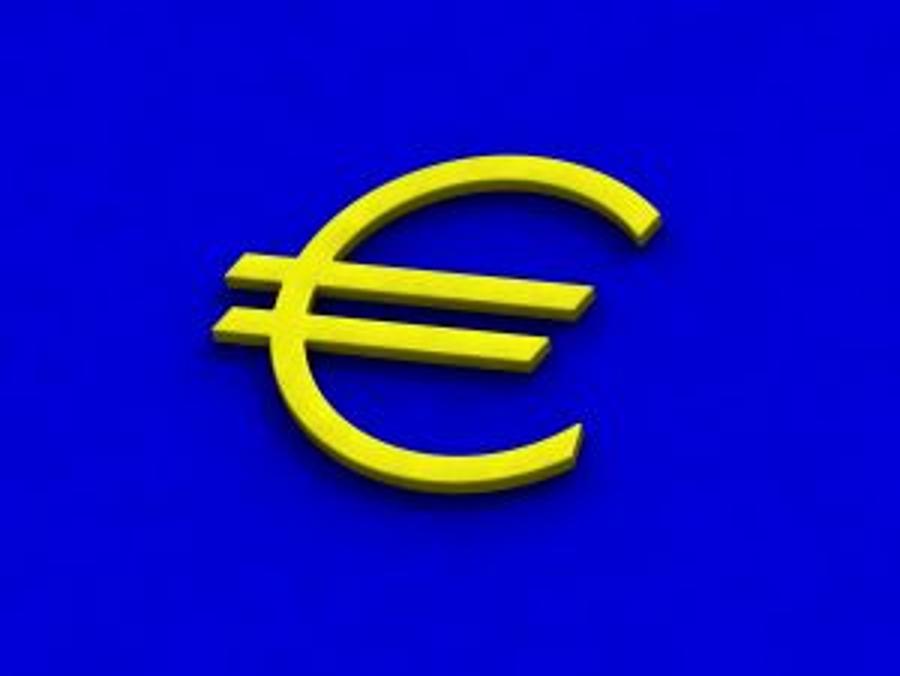 Hungarian Forint Passes 300 To Euro