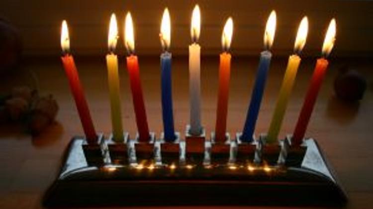 Police Asks Public To Help Identify Menorah Vandals In Budapest