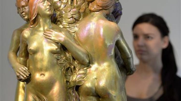 Zsolnay Vase Fetches Record Sum At Auction In Budapest