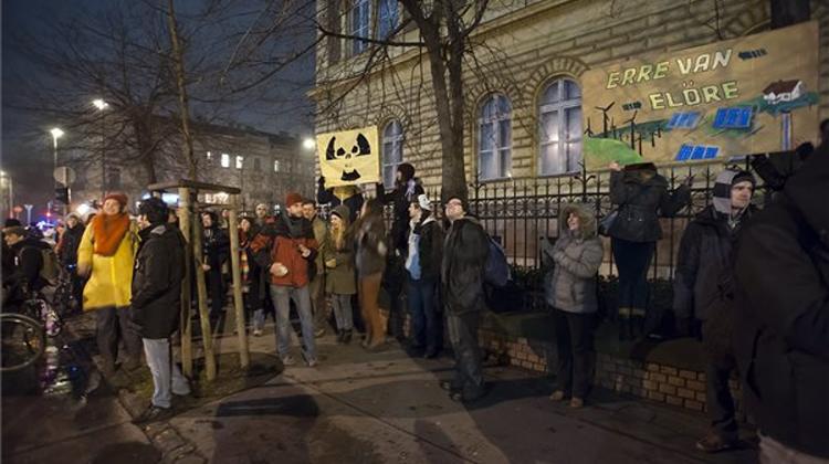Hungary’s Left Wing To Organise Demo Against Paks Nuclear Deal