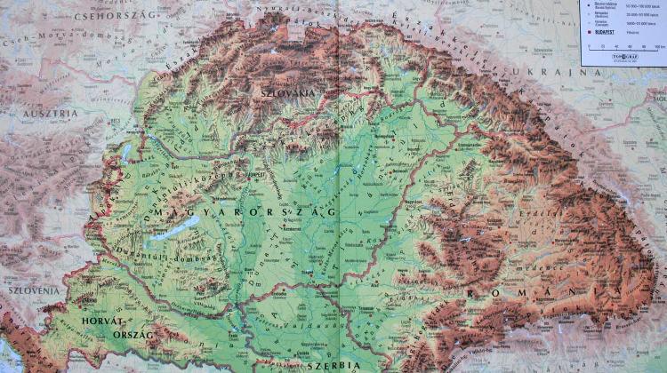 Number Of Hungarians In  The Carpathian Basin Is Decreasing