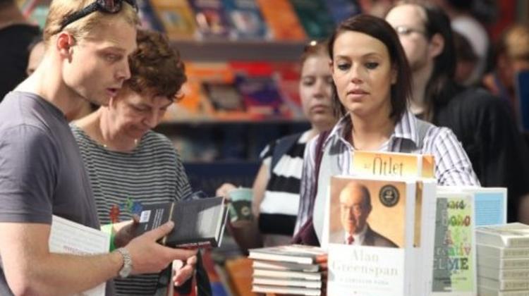 Turkey, Finnish Author Sofi Oksanen Guests Of Honour At 2014 Budapest Book Fair