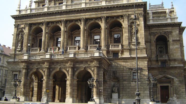 Opera House In Budapest May Be Renovated