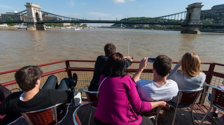 Boat Services Are Again Available In Budapest During Weekends