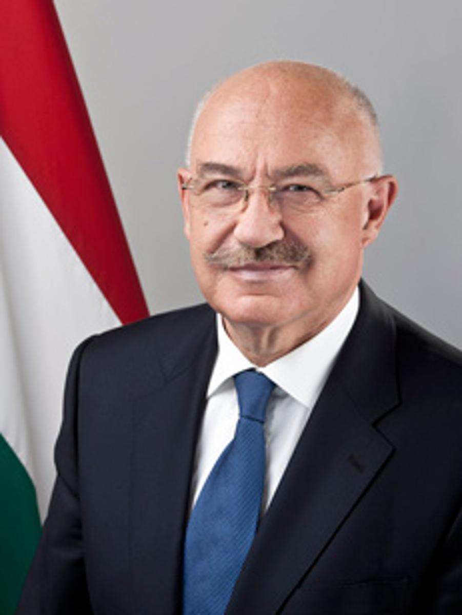 Hungary’s Foreign Minister Martonyi Announces Retirement