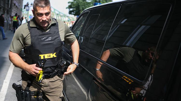 Gunmen Capture Hungarian In Ukraine