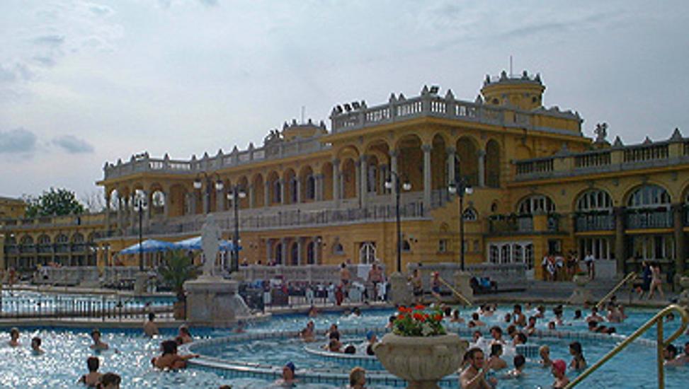 Spas All Around Hungary Expect Bright Summer & Rising Ticket Sales