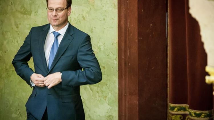 Hungary’s Foreign Minister Summons Norwegian Ambassador Over Norway Grants