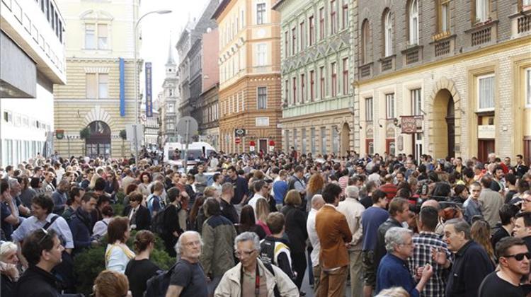 Crowd Protests Dismissal Of Origo Editor In Budapest