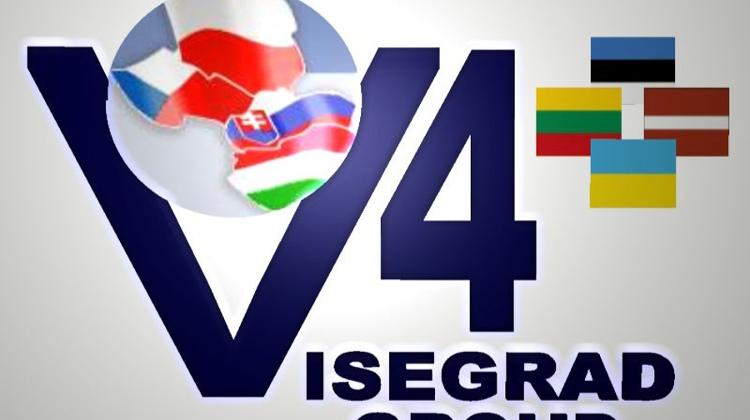 Hungarian Minister Praises V4 Transport Cooperation