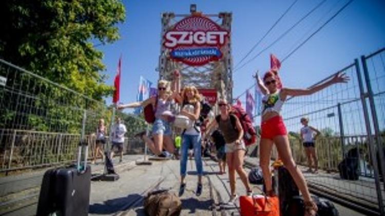 Madness, The Bloody Beetroots, Kelis And Many More At Sziget Festival In Budapest