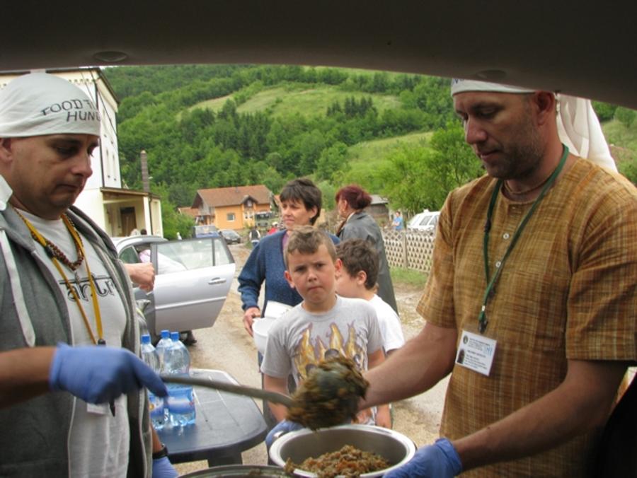 ISKCON Hungary Sends Aid To The Flood Affected Bosnia