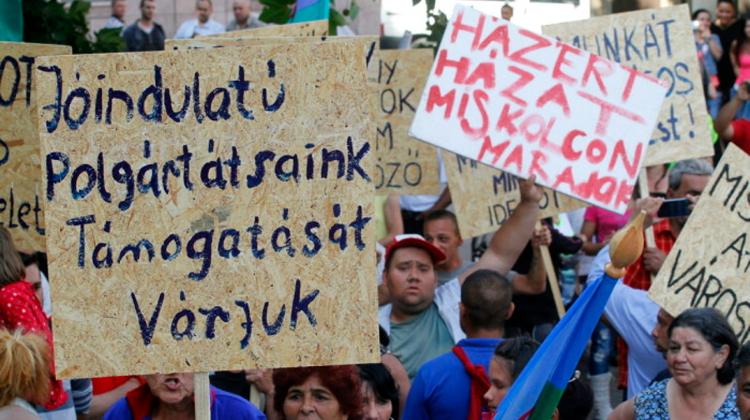 500 Protest Plan To Bulldoze Roma Housing Estate In Miskolc