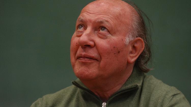 Award For Hungarian Nobel Prize Writer Kertész Sparks Controversy