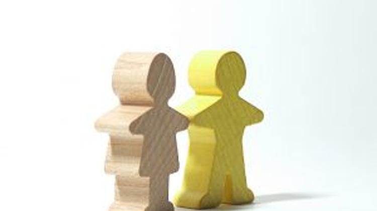 Below The Radar –  Avoiding Scrutiny In Public Procurement In Hungary