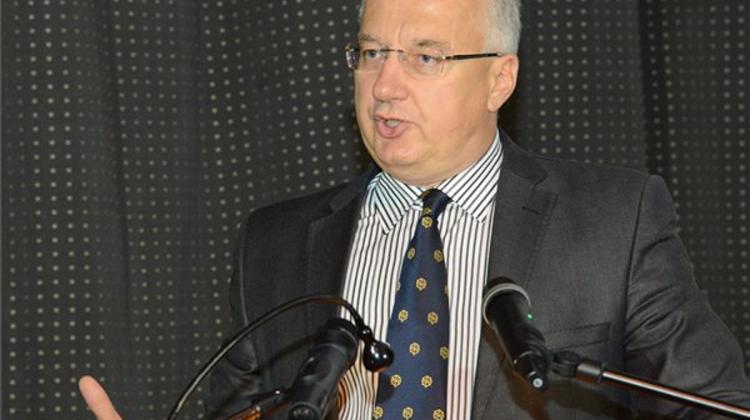 Large-Scale Hungarian Citizenship Scam Reported