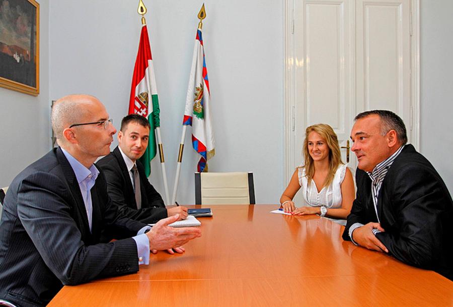 British Ambassador Calls For Strengthening Hungary-UK Economic Ties