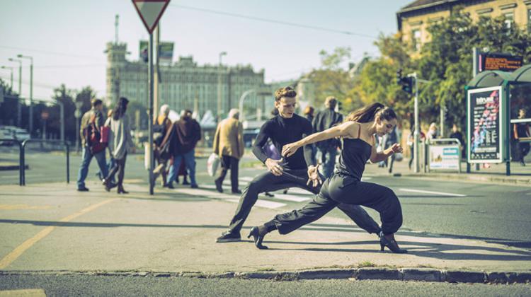 Eva Duda Dance Company: Outbreak, Mu Theatre, 21 - 22 October