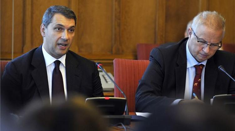 Lázár: Hungary Trusts US Will Discuss Ban As “Friend”