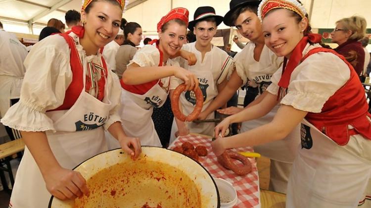 Video: Sausage Festival This Weekend In Békéscsaba, Hungary
