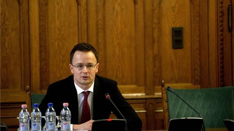 Szijjártó: New Hungarian Foreign Policy Needed