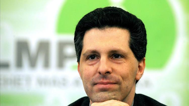 Hungary’s LMP Party Leader Slams Govt For Having “No Strategy”