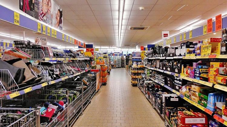 Hungarian Gov’t Hosts Talks On Sunday Shopping