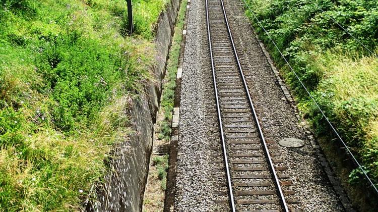 Hungary, China, Serbia Sign Budapest - Belgrade Railway Deal