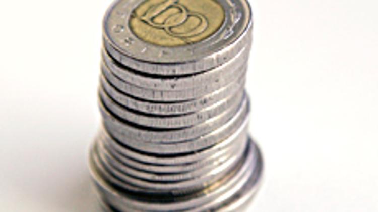 Hungarian Forint Wobbles Then Mostly Stable On Interbank Market