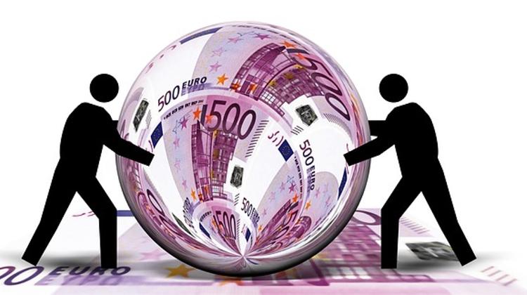 Rogán: Hungary Would Suffer If It Replaced Forint With Euro