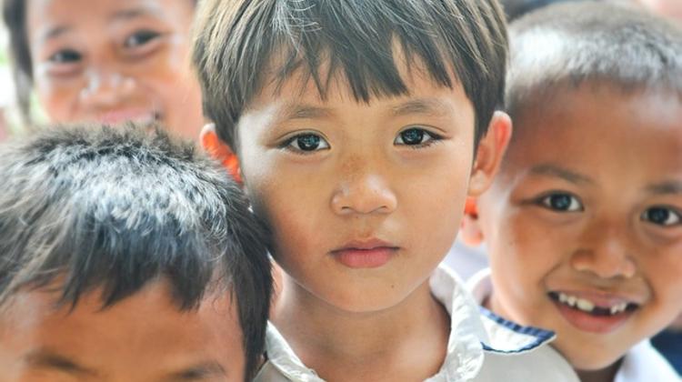 Hungarian Govt Condemns Motions Supporting School Segregation